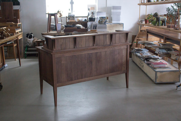 Royal Theatre Desk