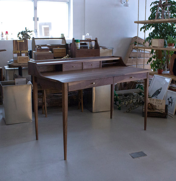 Retro Desk