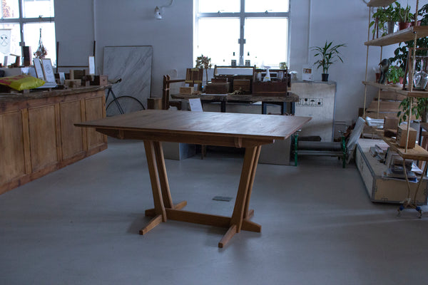 Hercules Extendable Table