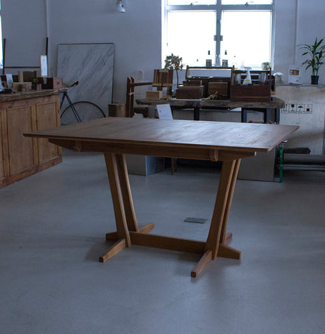 Hercules Extendable Table