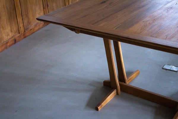 Hercules Extendable Table